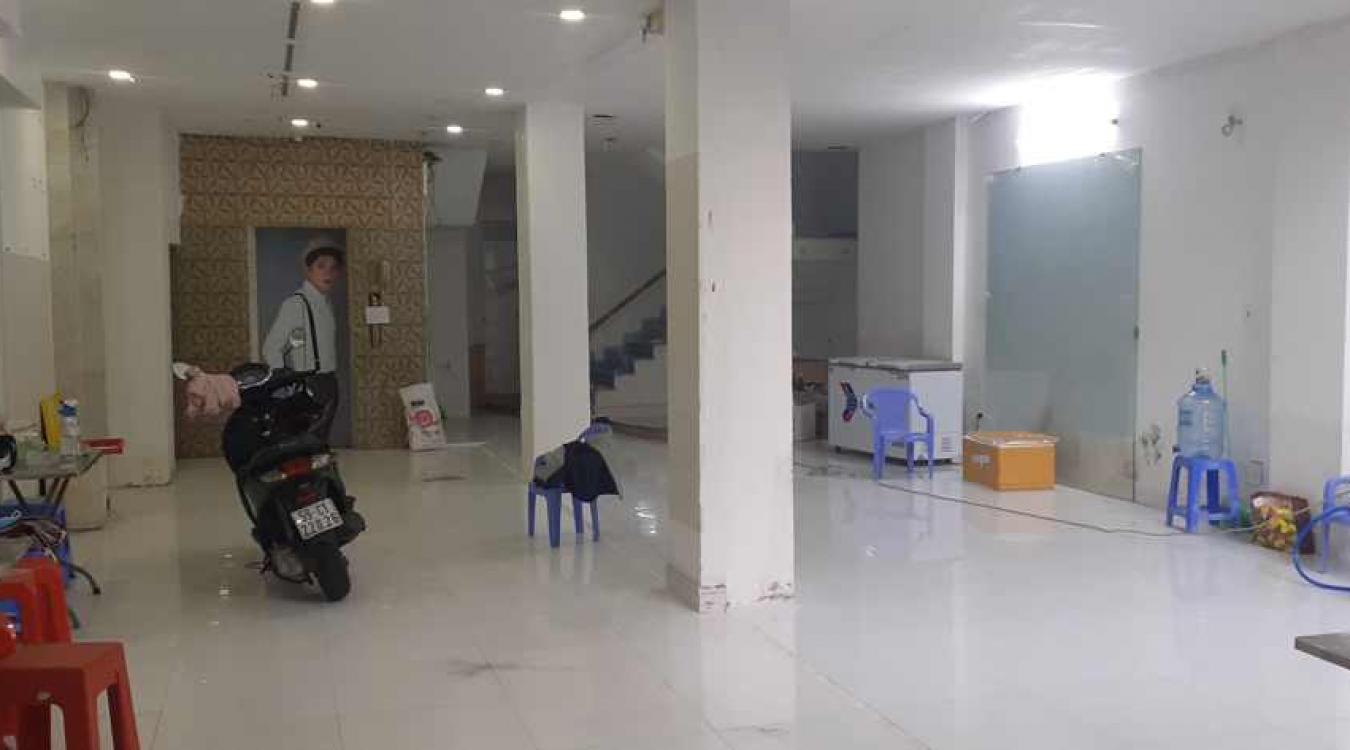 Cho thuê nguyên căn nhà mặt tiền Nguyễn Trãi 7x17 chỉ 150 triệu