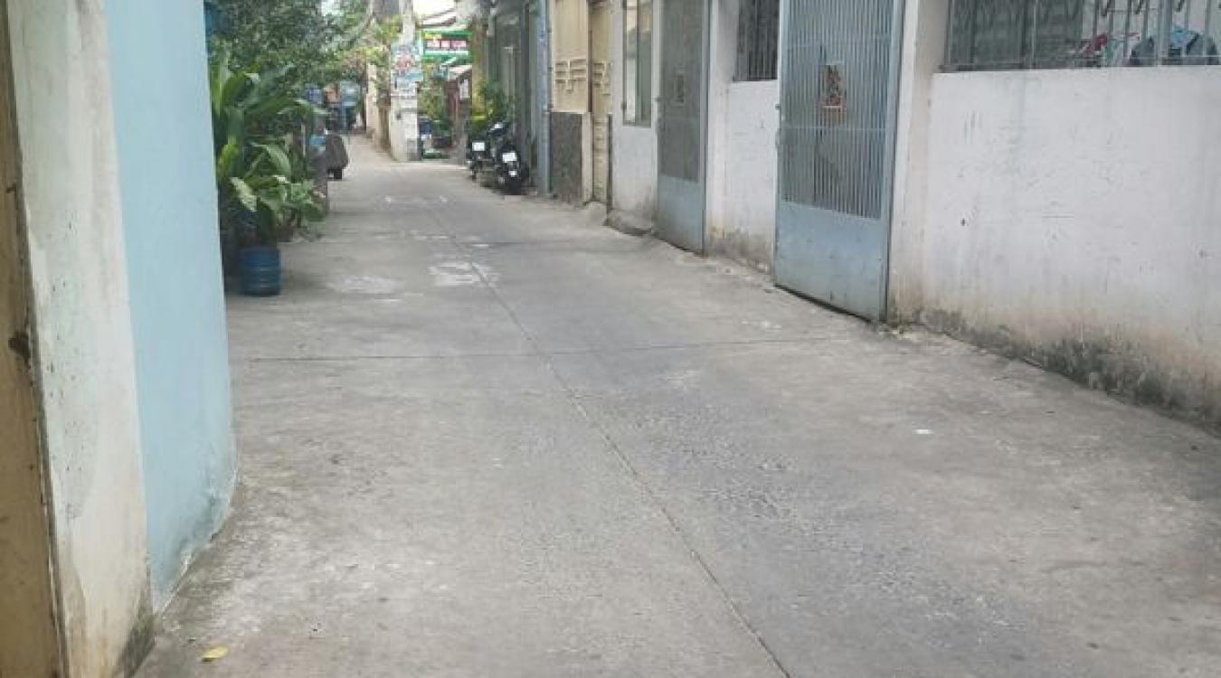 Bán nhà hai mặt hẻm đường Huỳnh Văn  Bánh, Phú Nhuận.