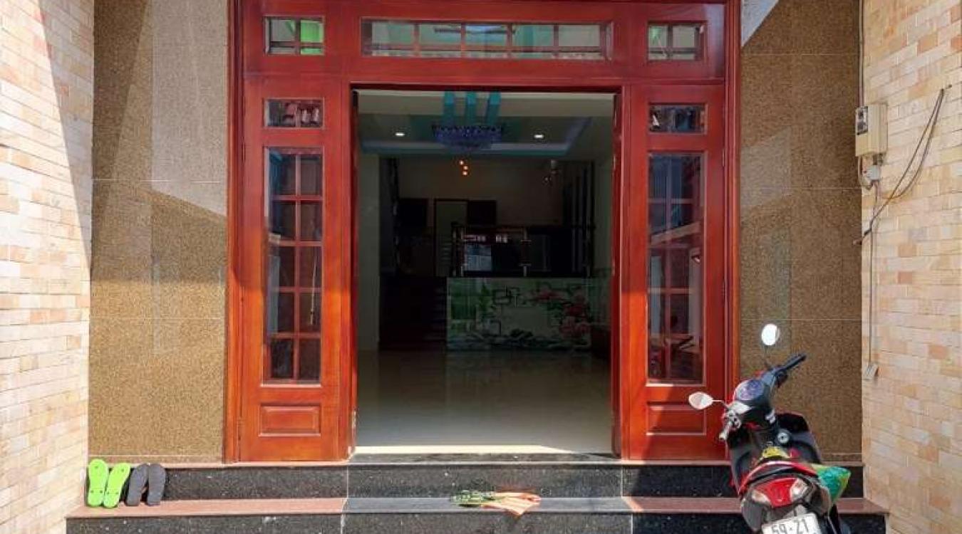 Bán nhà 5x28 MT Lê Thị Chợ-Huỳnh Tấn Phát, 3 lầu